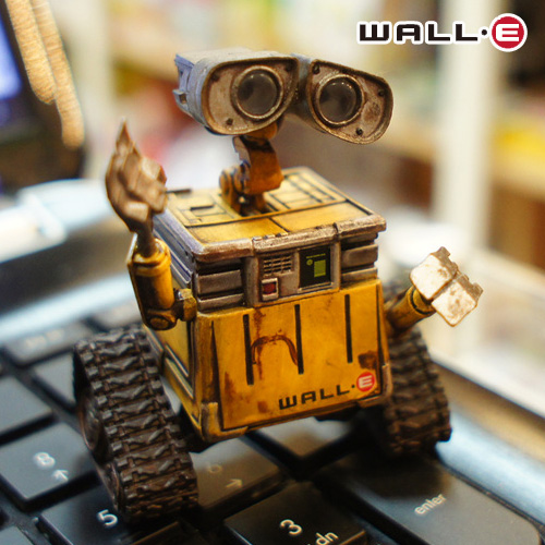 디즈니 픽사 울트라 디테일 피규어 월이 WALL E